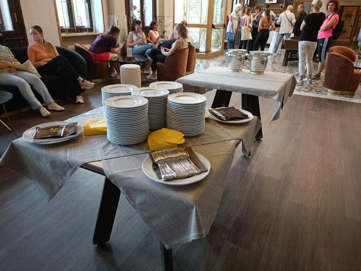 Hotel Pracatinat & Restaurant 3*